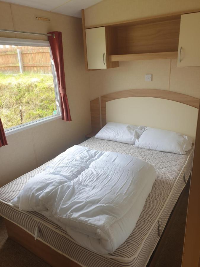 Hill View Caravans Аберистуит Экстерьер фото
